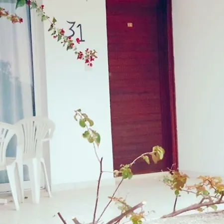 Khloraka Apartment-maisonette