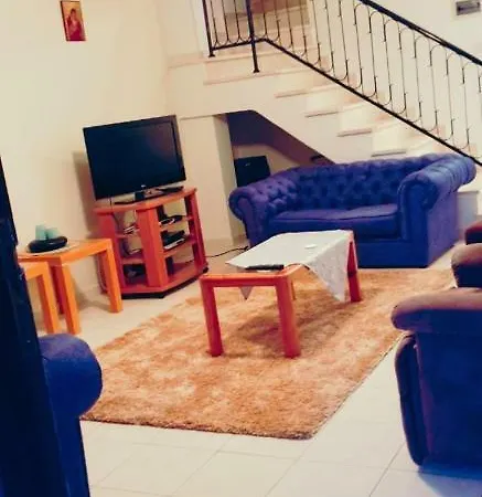 Khloraka Apartment-maisonette *