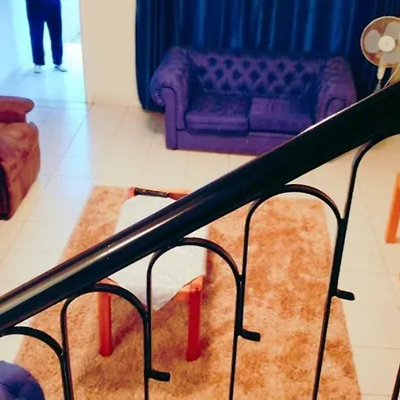 Khloraka Apartment-maisonette Daire
